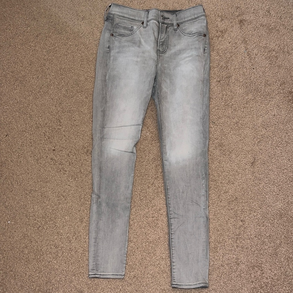 Express mid rise grey skinny jeans